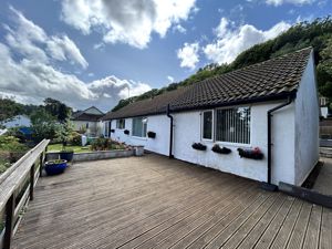 Photo 23- click for photo gallery